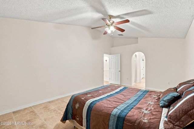 12333 GLENN HOLLOW Drive, Jacksonville, FL 32226