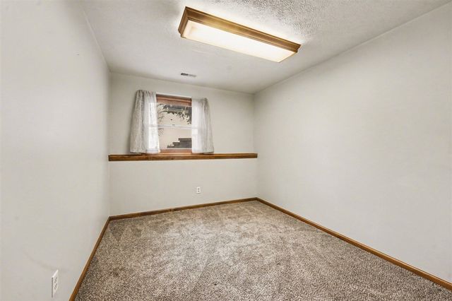 2701 Springview Road, Grand Rapids, MI 49534