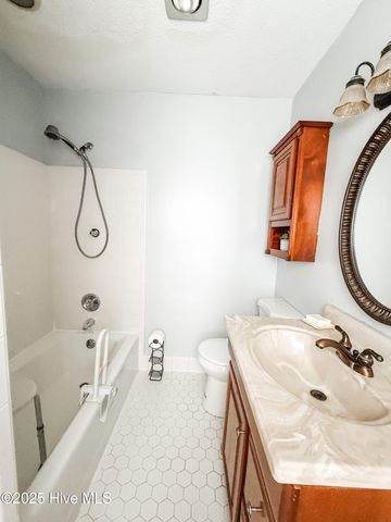 1103 Peachtree Road NW, Wilson, NC 27896