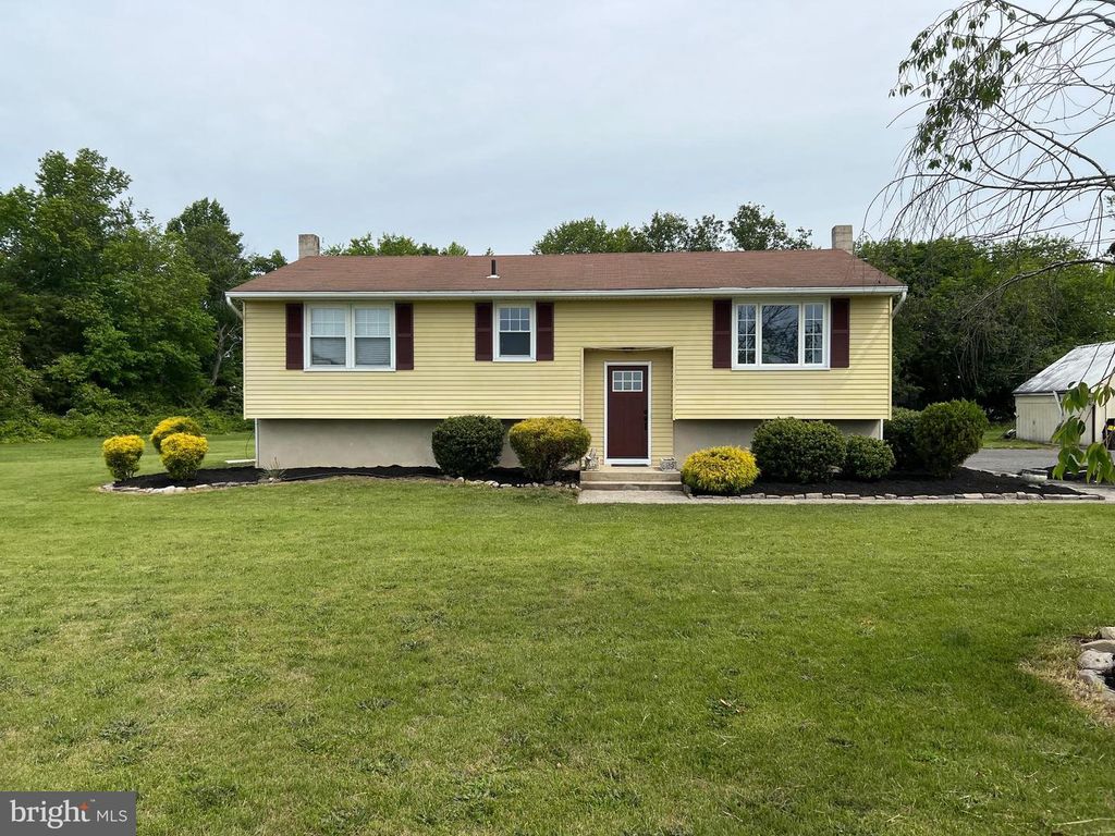 469 OLIVET RD, Pittsgrove, NJ 08318