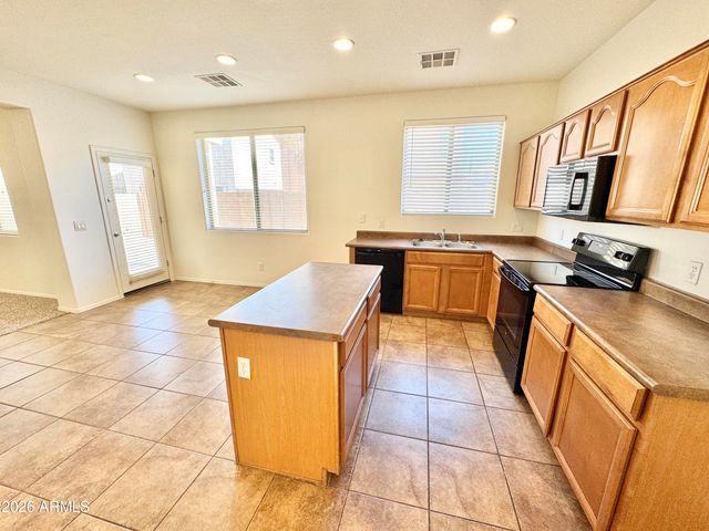 17519 W LISBON Lane, Surprise, AZ 85388