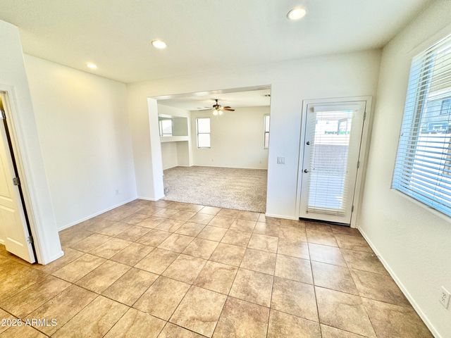 17519 W LISBON Lane, Surprise, AZ 85388