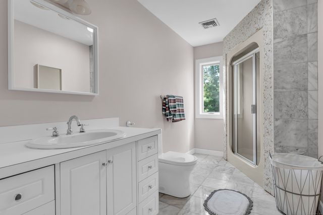 155 Stony Creek Road, Branford, CT 06405