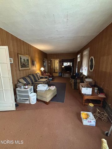 722 Walnut Street, Toledo, OH 43604