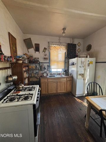 722 Walnut Street, Toledo, OH 43604