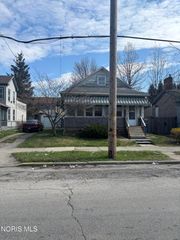 722 Walnut Street, Toledo, OH 43604