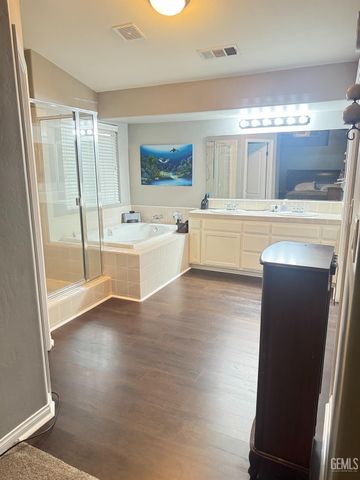 513 Westerville Court, Bakersfield, CA 93312