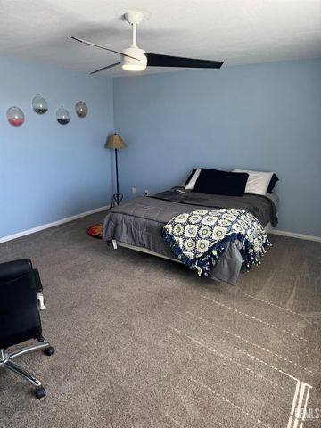513 Westerville Court, Bakersfield, CA 93312