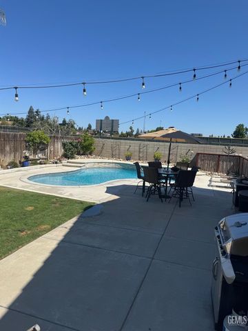 513 Westerville Court, Bakersfield, CA 93312