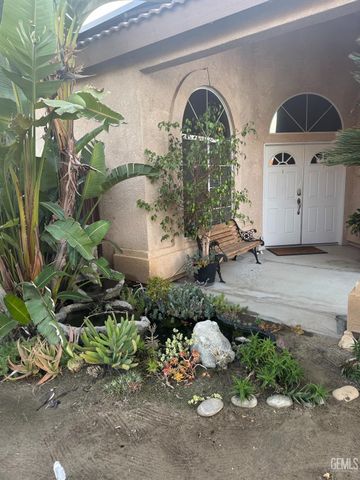 513 Westerville Court, Bakersfield, CA 93312