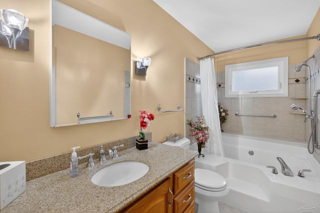 4240 Louise Street, Saginaw Twp, MI 48603