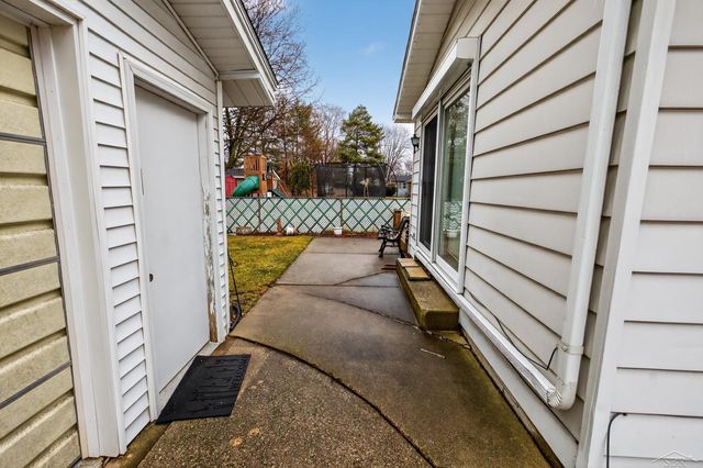 4240 Louise Street, Saginaw Twp, MI 48603