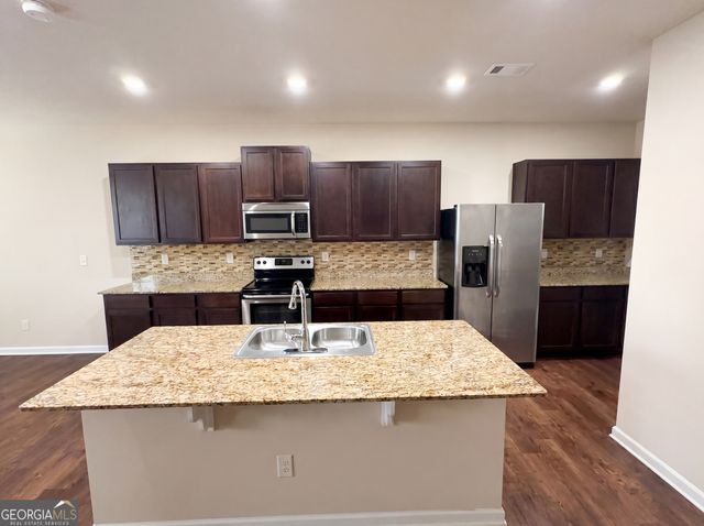 8496 Glenview Street, Douglasville, GA 30134