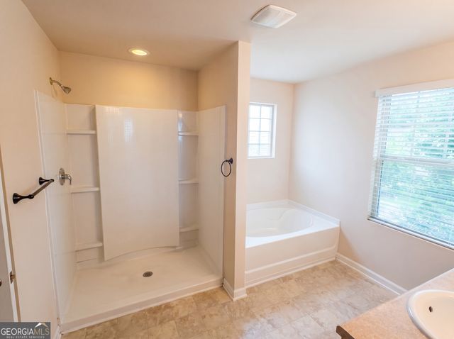 8496 Glenview Street, Douglasville, GA 30134