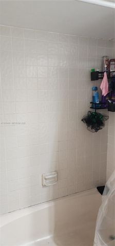 12305 NW 11 12305, Pembroke Pines, FL 33026