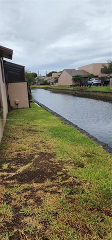 12305 NW 11 12305, Pembroke Pines, FL 33026