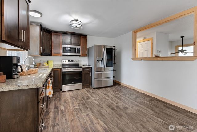 5202 205th Avenue Ct E, Spanaway, WA 98387