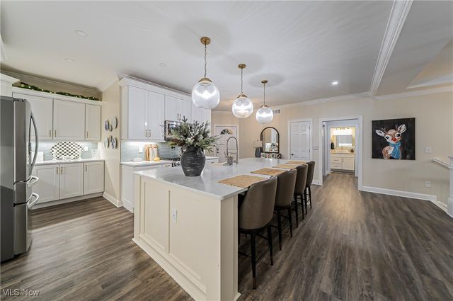 1201 Whispering Shores, Vermilion, OH 44089