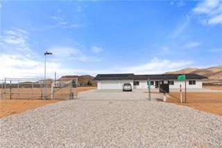 11725 Lagartijo Drive, Apple Valley, CA 92308