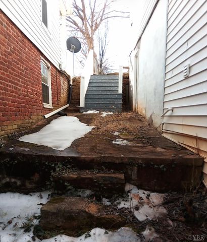 1618 Buchanan Street, Lynchburg, VA 24501