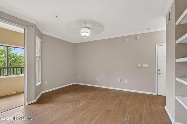 8539 GATE Parkway W 433, Jacksonville, FL 32216