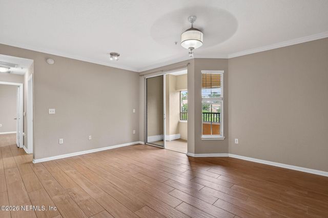 8539 GATE Parkway W 433, Jacksonville, FL 32216