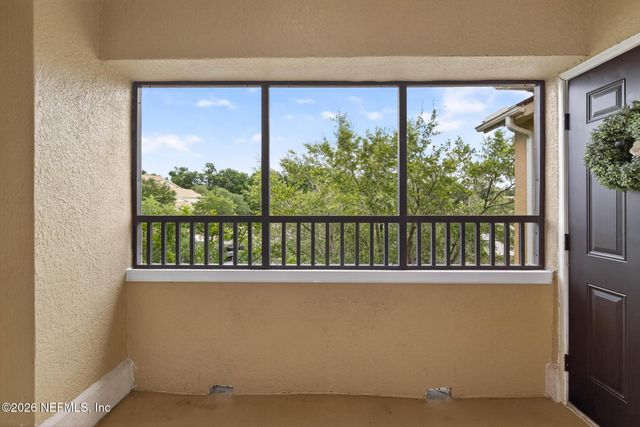 8539 GATE Parkway W 433, Jacksonville, FL 32216