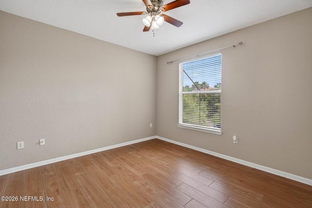 8539 GATE Parkway W 433, Jacksonville, FL 32216