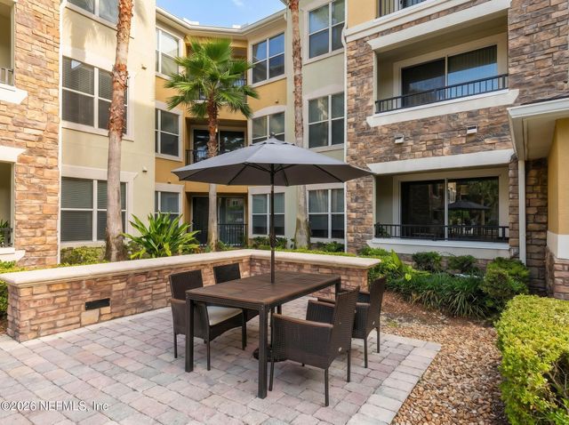 8539 GATE Parkway W 433, Jacksonville, FL 32216