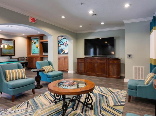 8539 GATE Parkway W 433, Jacksonville, FL 32216