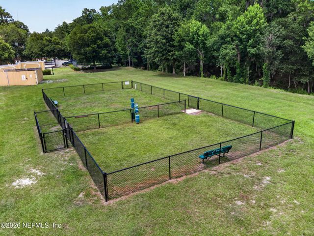 8539 GATE Parkway W 433, Jacksonville, FL 32216