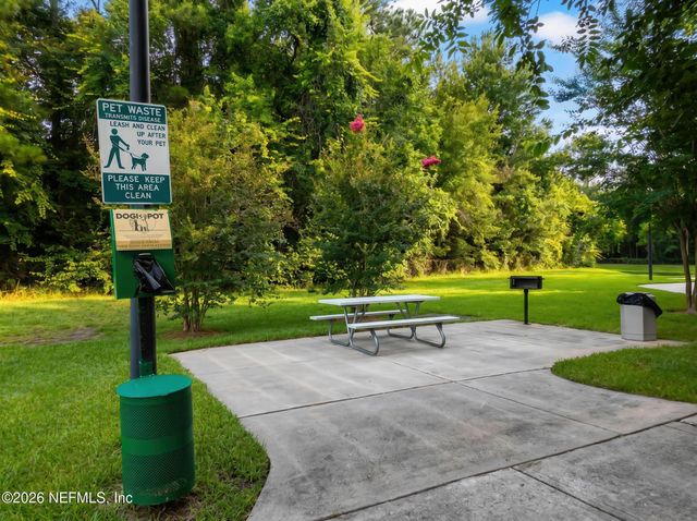 8539 GATE Parkway W 433, Jacksonville, FL 32216