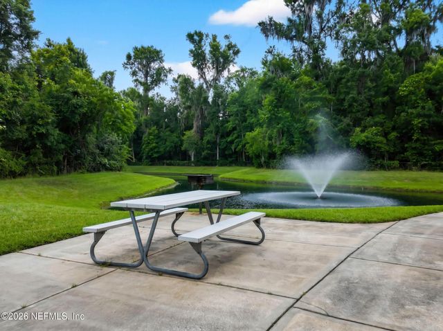 8539 GATE Parkway W 433, Jacksonville, FL 32216