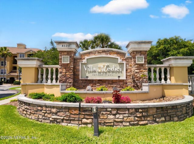 8539 GATE Parkway W 433, Jacksonville, FL 32216