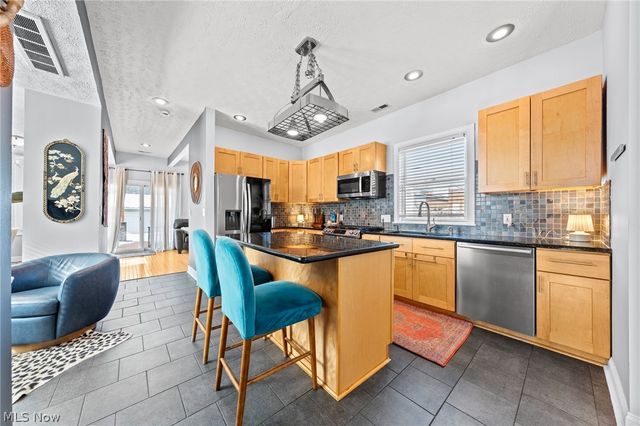 1420 W 48th Street, Cleveland, OH 44102