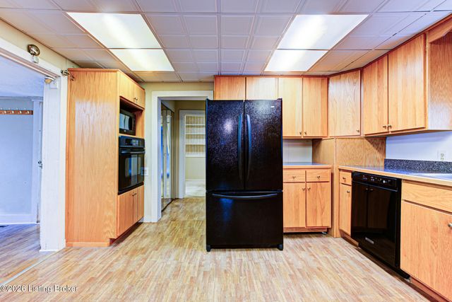 813 Hawkins Dr, Elizabethtown, KY 42701