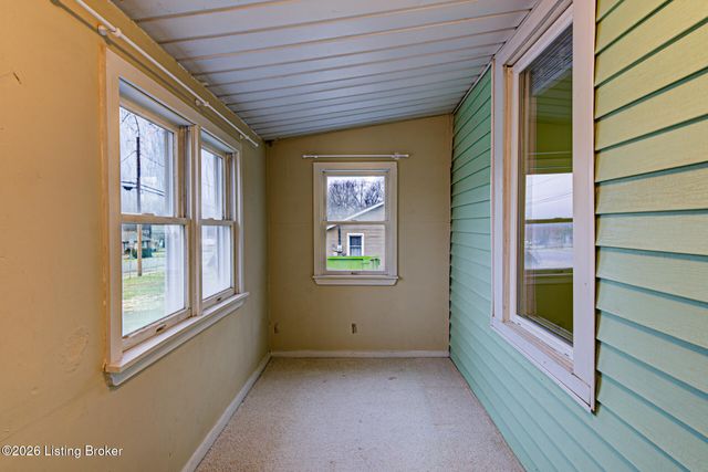 813 Hawkins Dr, Elizabethtown, KY 42701