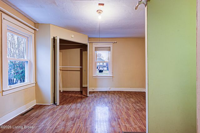 813 Hawkins Dr, Elizabethtown, KY 42701