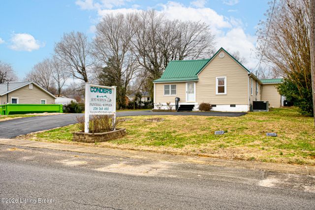 813 Hawkins Dr, Elizabethtown, KY 42701