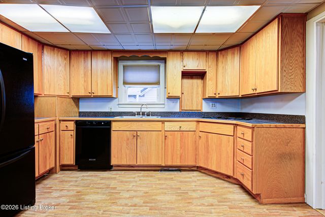 813 Hawkins Dr, Elizabethtown, KY 42701