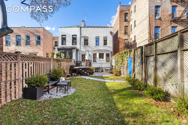 26 Winthrop Street, New York City, NY 11225