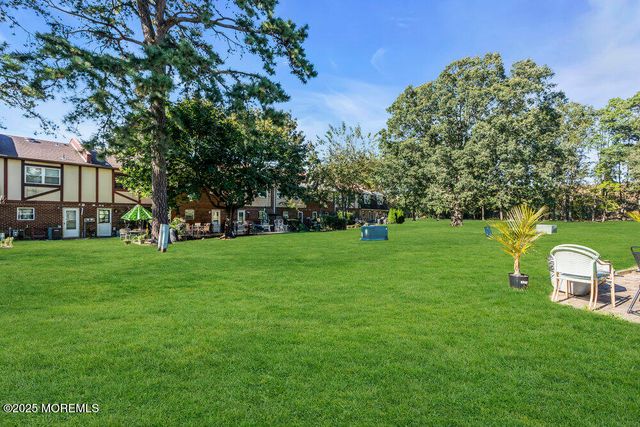 131 Briar Mills Drive, Brick, NJ 08724