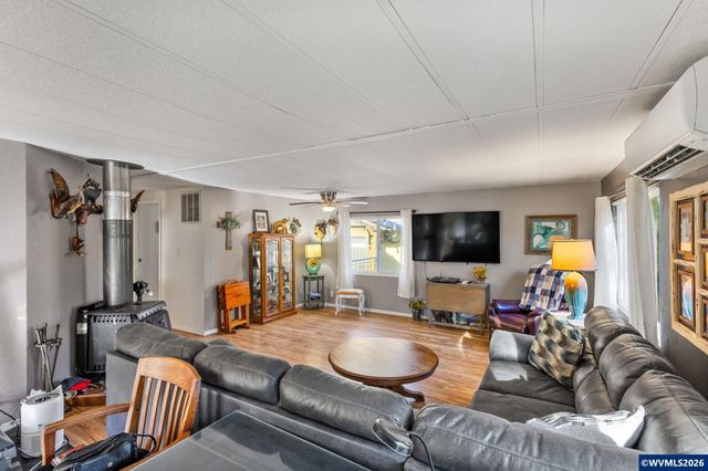 11886 Riverhaven Ln SE, Stayton, OR 97383