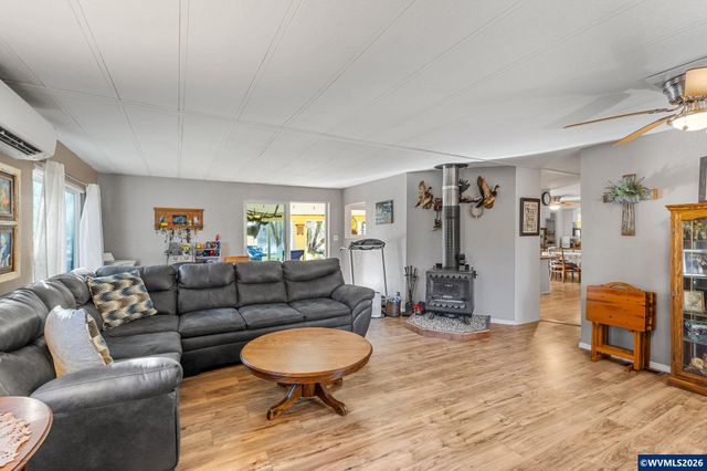 11886 Riverhaven Ln SE, Stayton, OR 97383