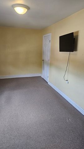 118 North Bedford Street, East Bridgewater, MA 02333