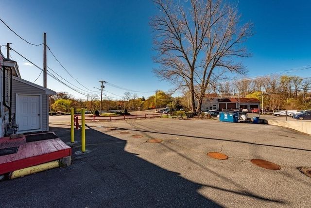 118 North Bedford Street, East Bridgewater, MA 02333