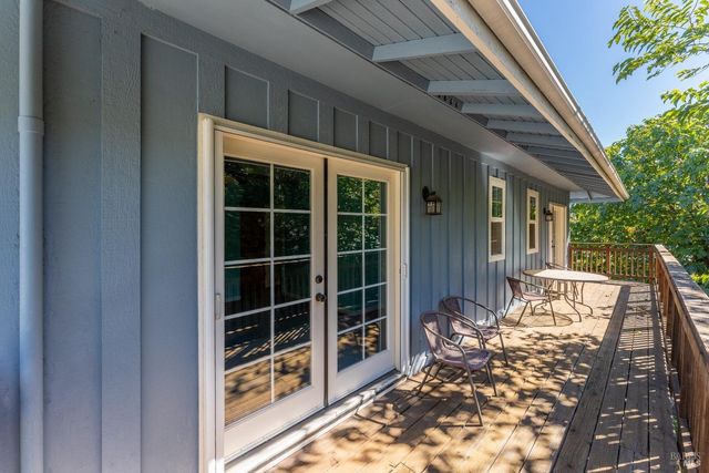 416 Oak Park Ave, Ukiah, CA 95482