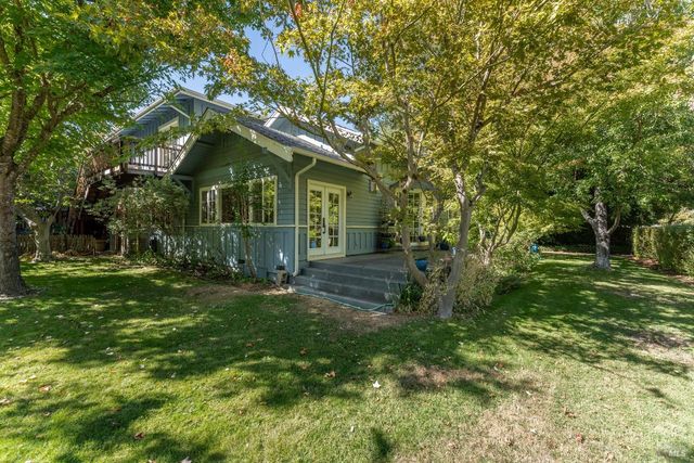 416 Oak Park Ave, Ukiah, CA 95482