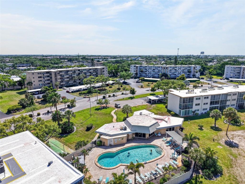 Image 22 of property listing at 4440 IRONWOOD CIRCLE 508D, Bradenton, FL 34209