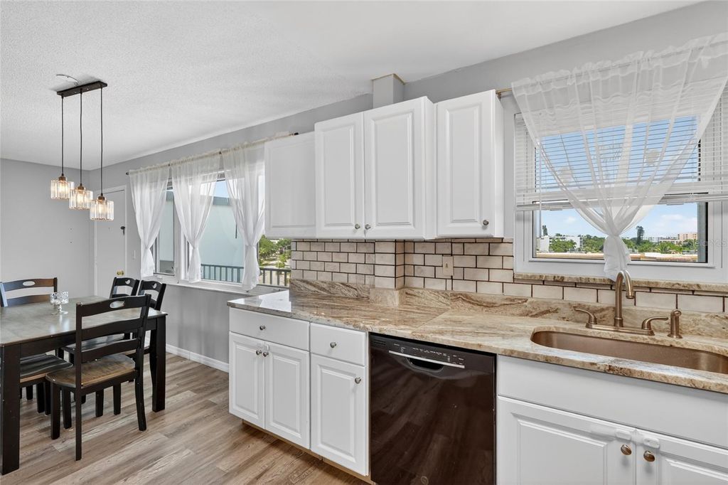 Image 4 of property listing at 4440 IRONWOOD CIRCLE 508D, Bradenton, FL 34209